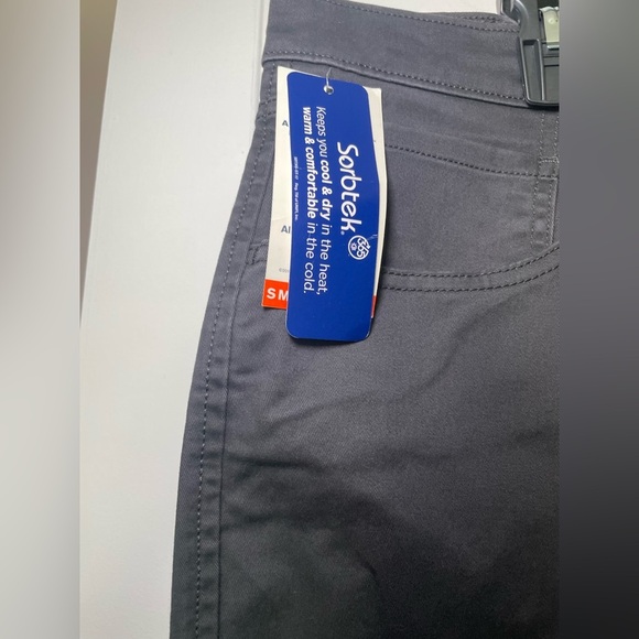 Levi’s Dockers Men’s Pants Gray 46x30 NWT Big & Tall Comfort Waistband Stretch - Picture 3 of 11